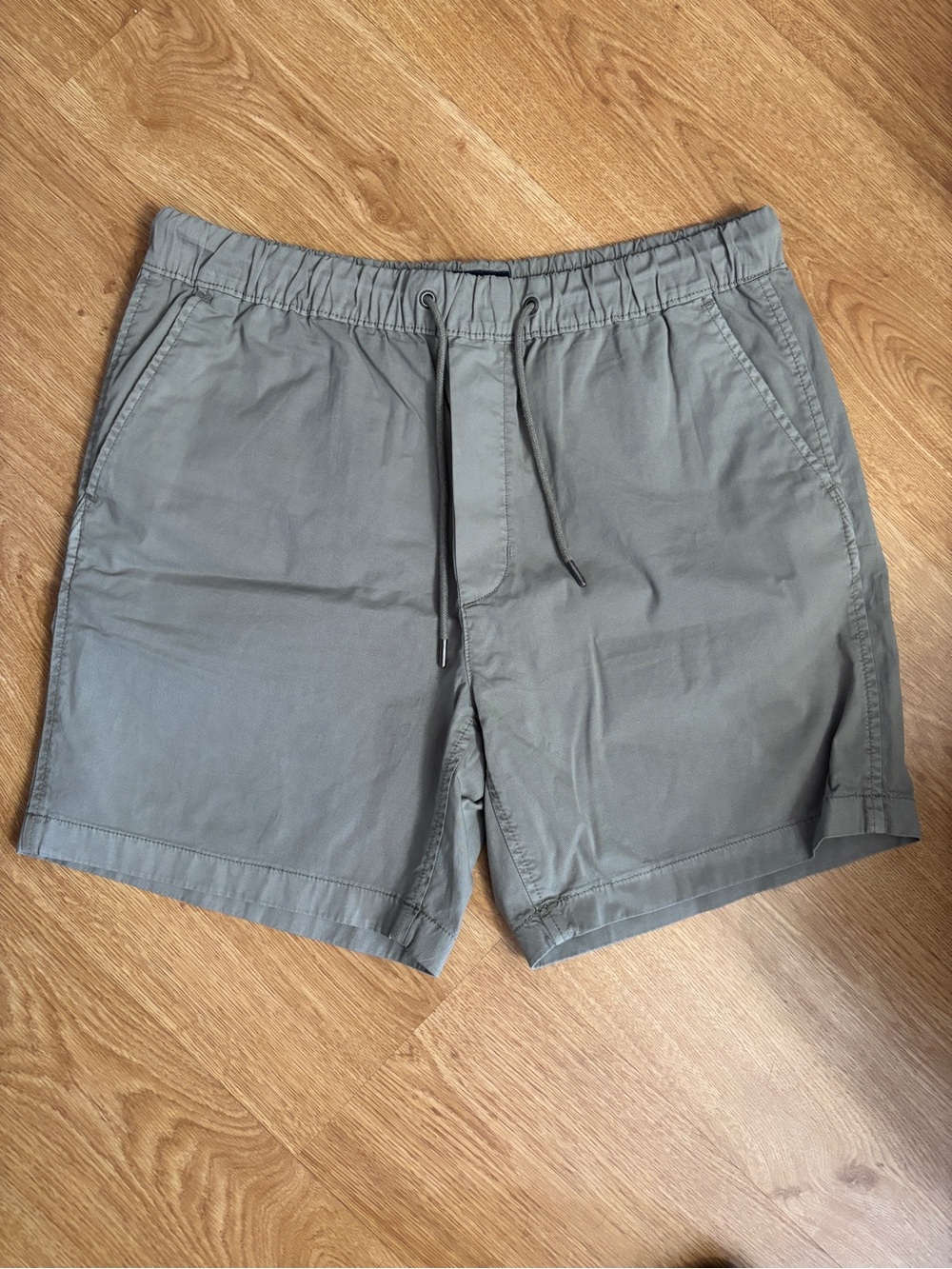NWT American Eagle Trekker shorts